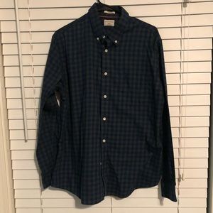 Men’s Button-Up Shirt